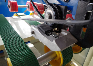 Corrugated Board Carton Folding Gluing Machine Simple Operation 1 Year Warranty